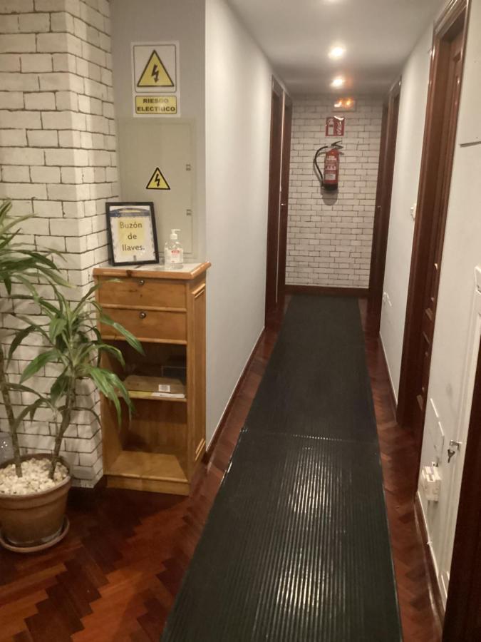 Saudade Hostal Cafeteria A Coruna Luaran gambar